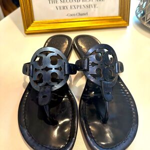 Navy Blue patent Tory birch miller sandals GUC
